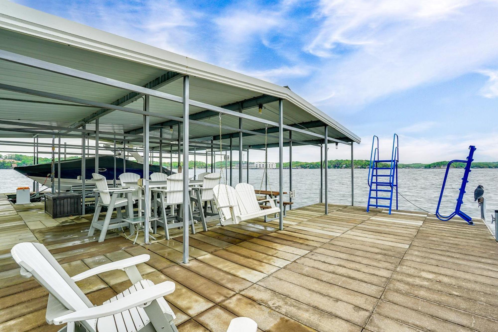 Townhouse With Shared Dock On Lake Of The Ozarks! Extérieur photo