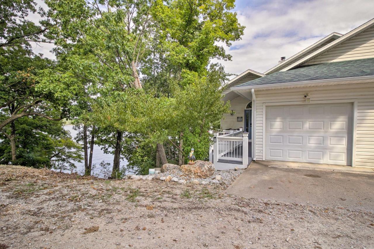 Townhouse With Shared Dock On Lake Of The Ozarks! Extérieur photo